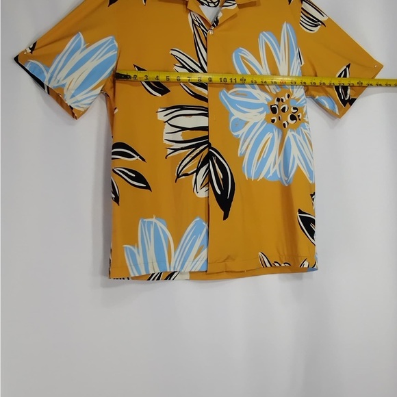 Zara Floral Short Sleeve Shirt in Yellow and Blue size L pre owned Exellent cond - Picture 5 of 9